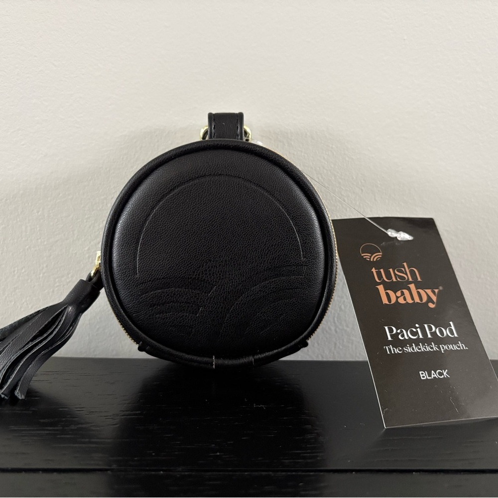 TushBaby Black Paci Pod - Round Pacifier Pouch